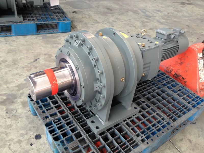 How to install shaft mounted reduction motor